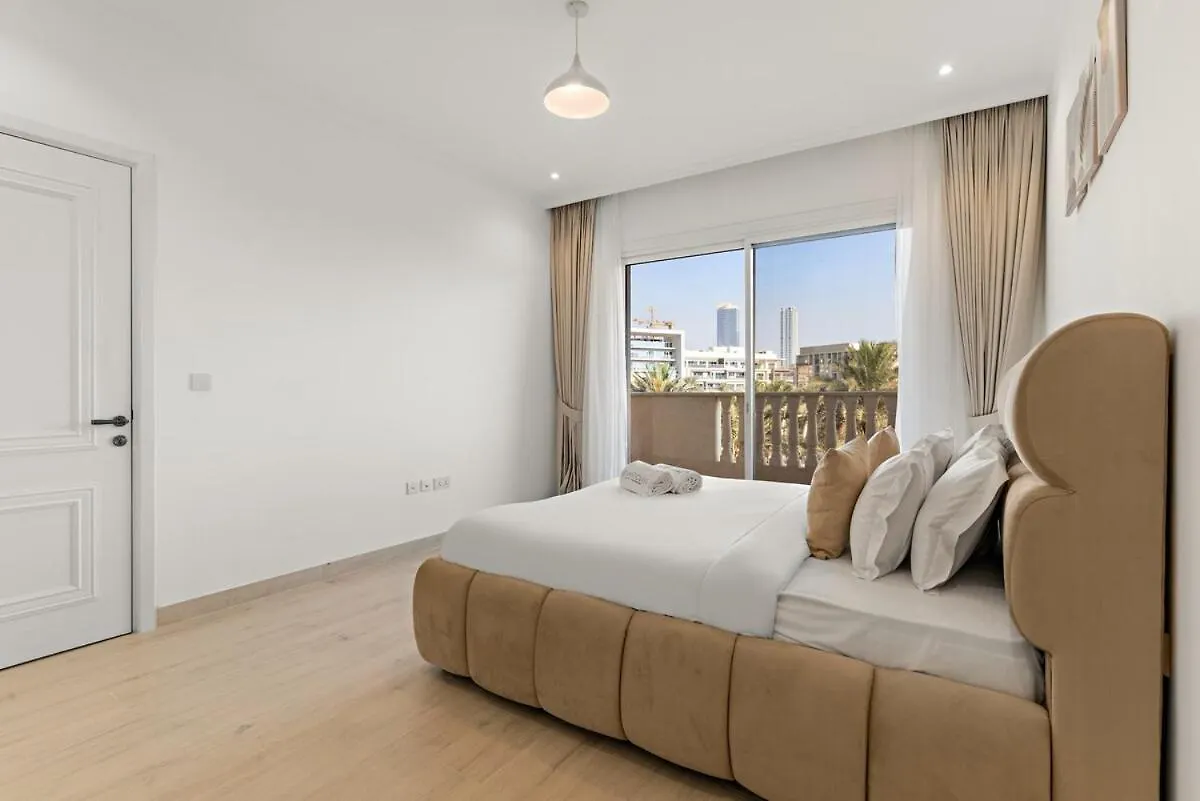 Apartment First Class 1Br Spacious Comfort Awaits Dubai